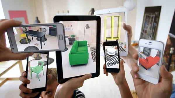 Augmented Reality Commerce 